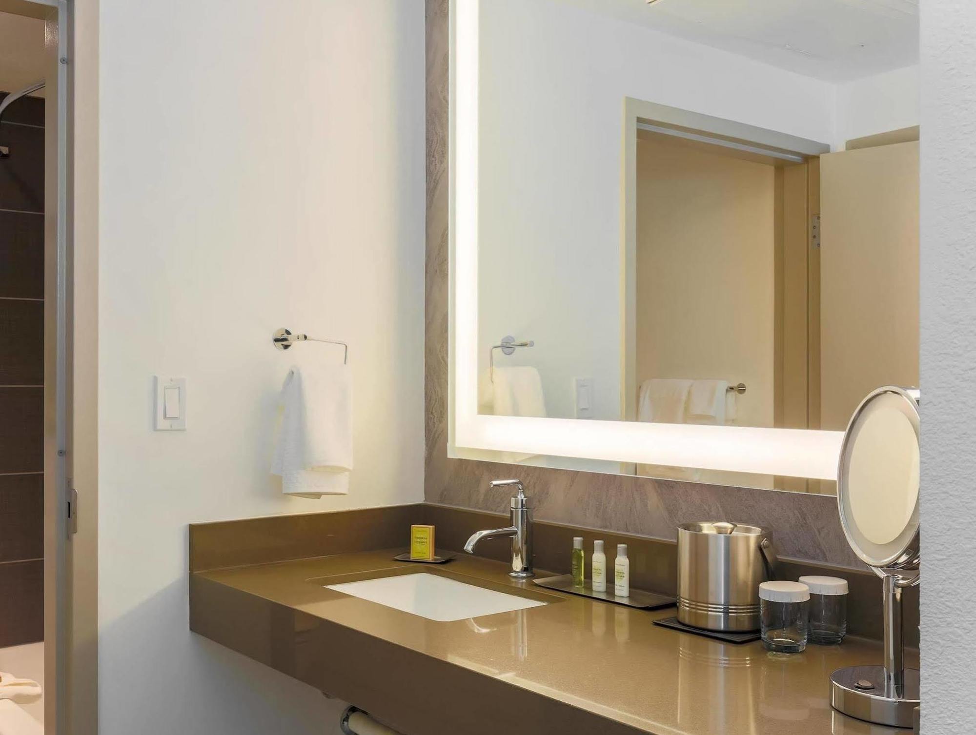 Doubletree Suites By Hilton Hotel Sacramento - Rancho Cordova Kültér fotó